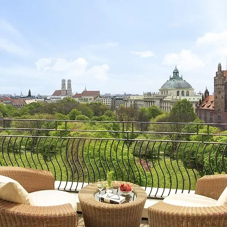 Hotell Rocco The Charles