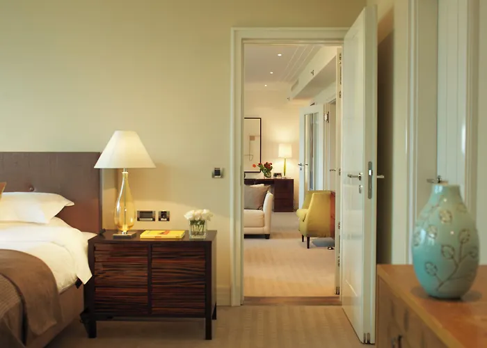 Rocco The Charles Hotell 5*