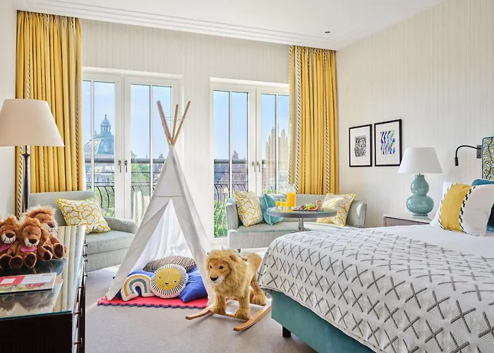 Hotel Rocco The Charles 5*